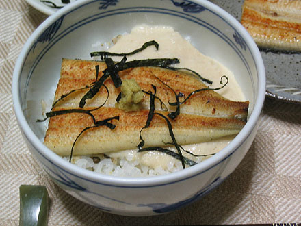 うなわさ　麦とろ丼